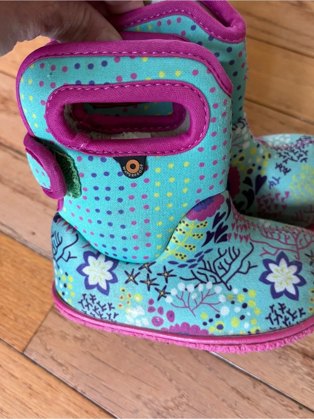 Bogs baby size 5 Floral Aqua & Purple Winter Boots